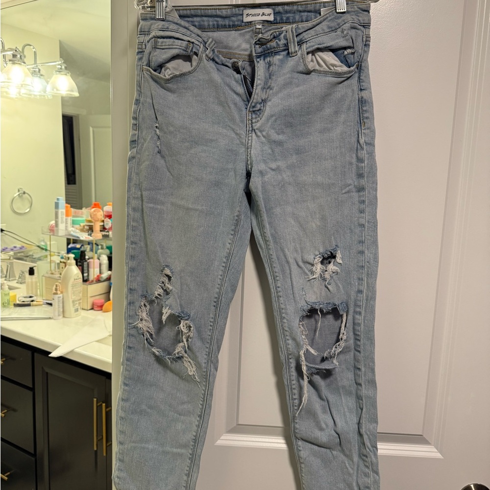 Stylish Ripped Light Blue Jeans - Picture 1 of 1
